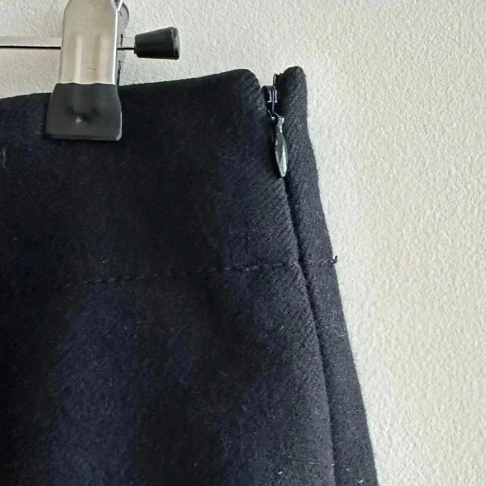 J. Crew Black Wool Skirt, Black Pencil Skirt, Solid Knee-Length Skirt, Size 4
